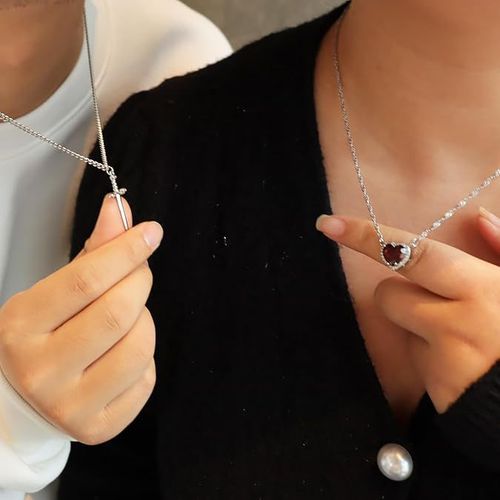 Heart-piercing love couple pendant - Heart and sword matching set