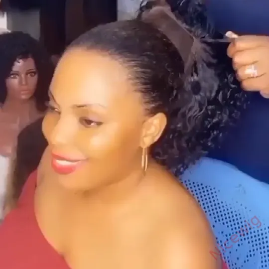 Natural Black Curly Bob Wig