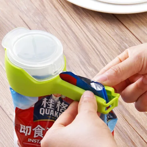 Clips for Food Food Storage Sealing Clips with Pour Spouts Kitchen Chip Bag Clip Plastic Cap Sealer Clip Kitchen Storage