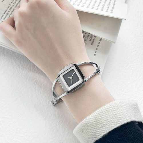 Fashion square dial quartz watch