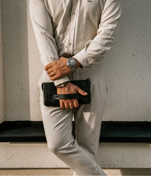 The Signature Dual-Carry: A Gentlemans Crossbody & Handbag