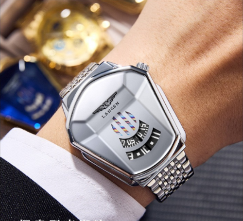 Men's Quartz Watch with Rhombus-Shaped Alloy Case