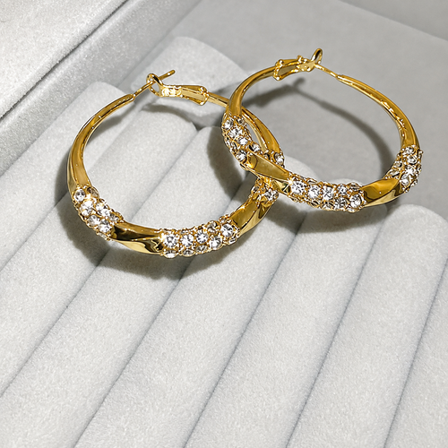 Luxury Twisted Rhinestone Earrings – Elegant, Sparkling