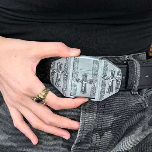 Creative Men's Belt Lighter Metal Belt Buckle Small Tool Cigarette Accessories Personalized Fashion Smoking Gift