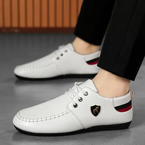 Anti smashing and anti stabbing sports safety shoes