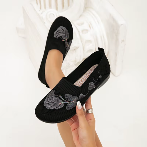 Lace-Up Embroidered Large Size Women's Shoes Spring New Slip-On Mom Shoes Single Anti-Slip Casual Shoes Breathable Lightweight
