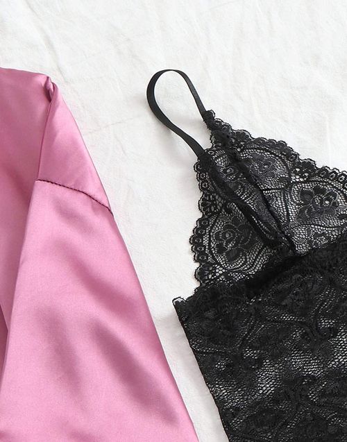 New 4-piece set of women's pajamas