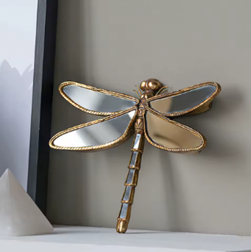 Resin Material Dragonfly-Shaped Decorative Hanging Piece, for European-Style Living