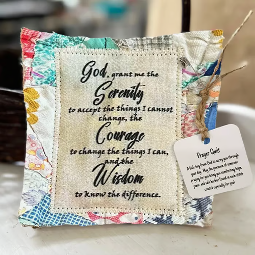 ✝️Best Encouraged And Blessed Gift-Prayer Quilt with cross inside