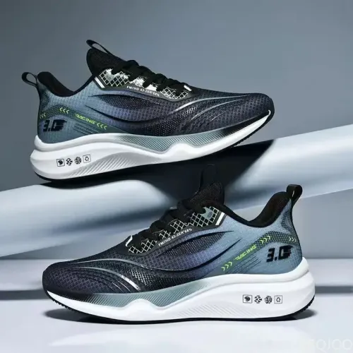 Men's new lightweight Shoes Versatile trendy Sneakers Outdoor Large size Comfort Shoe Fashion casual Male footwear