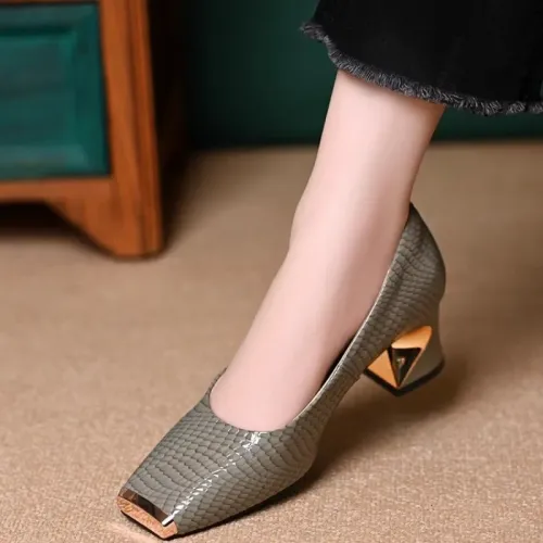 Large Spring and Autumn New Vintage Shallow Mouth Single Shoes for Women, Coarse Heels, Versatile Square Head Women's High Heels