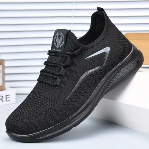 Men Lightweight Sneakers Slip On Breathable Mesh Walking Shoes Non Slip Casual Outdoor Running Comfortable soft Summer Shoes