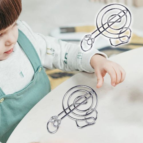 The Nine Linked Rings puzzle game is a fun and excellent tool for exercising the brain.