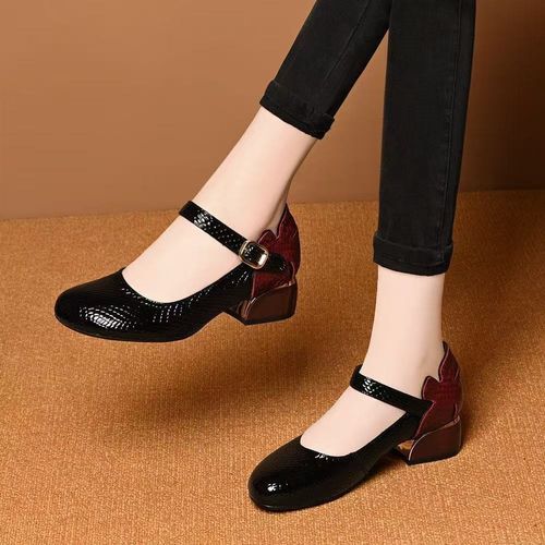 Women's soft-leather round-toe shoes with a single strap.