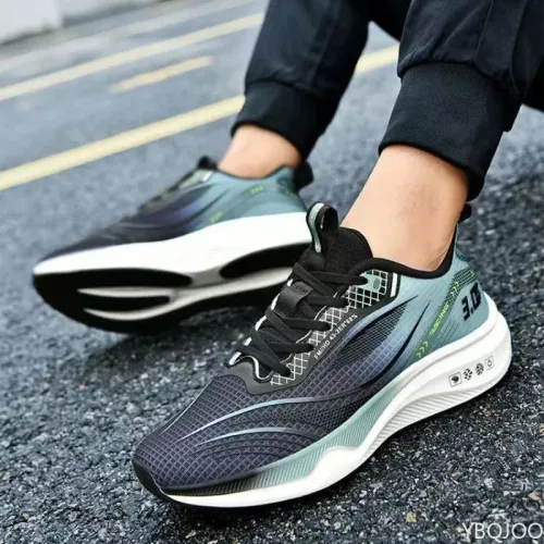 Men's new lightweight Shoes Versatile trendy Sneakers Outdoor Large size Comfort Shoe Fashion casual Male footwear
