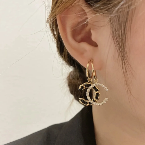 Fashion Luxury Rhinestone Double C Braided Pendant Earrings For Women Elegant Geometrics Earrings Office Party Lady Jewelry Gift