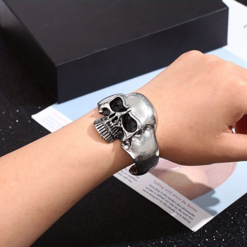 Heavy Phantom Skull Bracelet