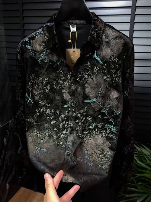 High-end long-sleeved shirt in green bamboo-print fabric
