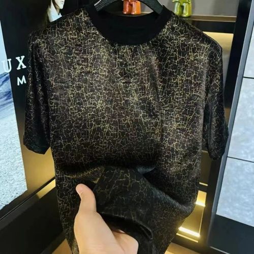 Men's Textured Crew-Neck Short-Sleeve Shirt