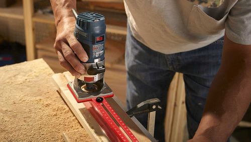 Trimming machine auxiliary circular hole punching machine