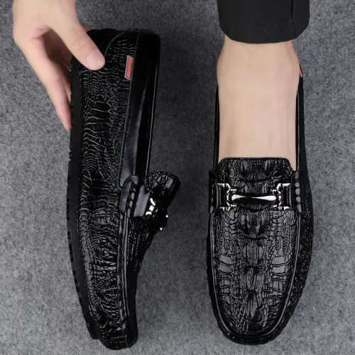 Elegantes Slip-on Mens Leather Shoes Comfy Casual Male Shoes Soft Non-slip Men Loafers Breathable Driving Moccasin Boat Flats