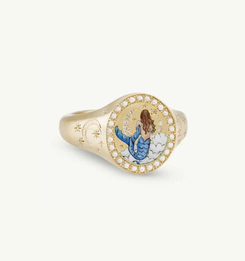 The Poetry of Sculpted Rings