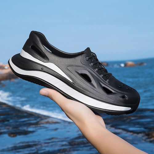 Men's thick-soled clogs—suitable for outdoor wear, non-slip, and odor-resistant.