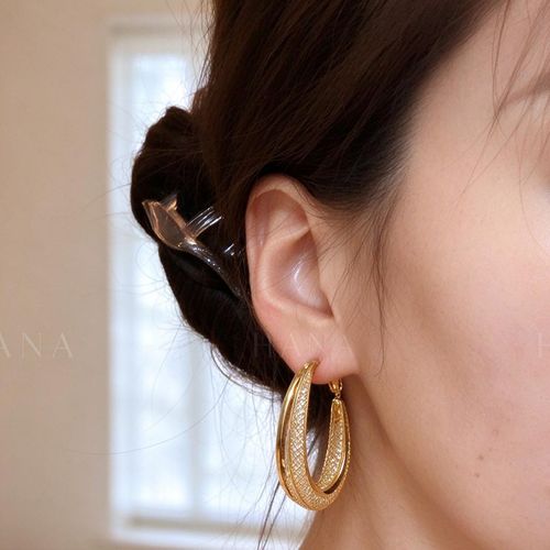 Pack of two pairs Light-luxe style stud earrings featuring a fashionable openwork mesh design with crystal accents.