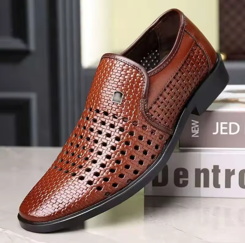 Solid Color Hallow Leather Shoes for Man New Design Brown Black Business Formal Casual Shoes Sandals Man
