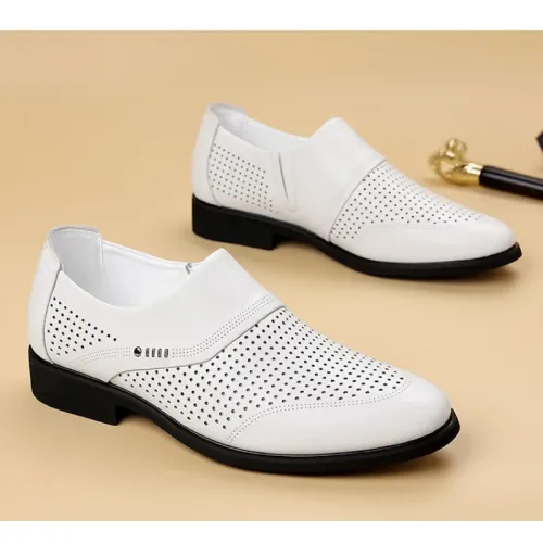 White men's business hollowed out leather shoes, breathable and fashionable leather sandals