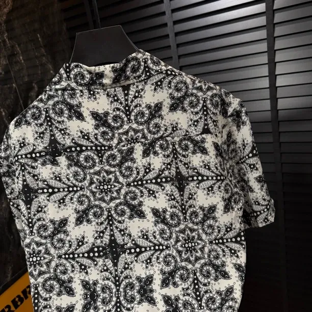 Men's Black and White Floral Print Camp-Collar Shirt