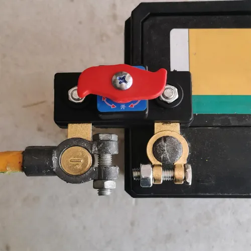 Car Battery Disconnect Switch, 12-24V Heavy Duty Master Kill Switch with Bidirectional Rotatable Joint