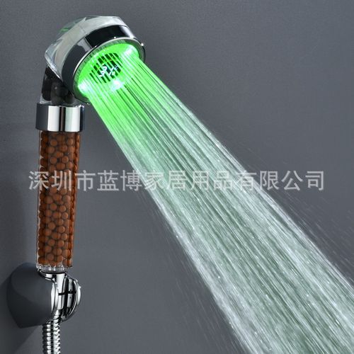 LED digital display negative ion shower nozzle emits light and changes color