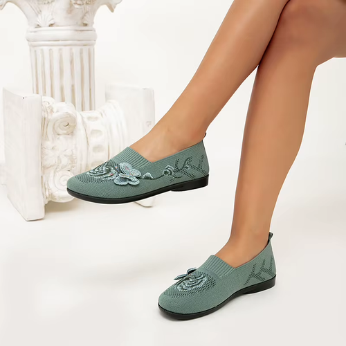 Lace-Up Embroidered Large Size Women's Shoes Spring New Slip-On Mom Shoes Single Anti-Slip Casual Shoes Breathable Lightweight