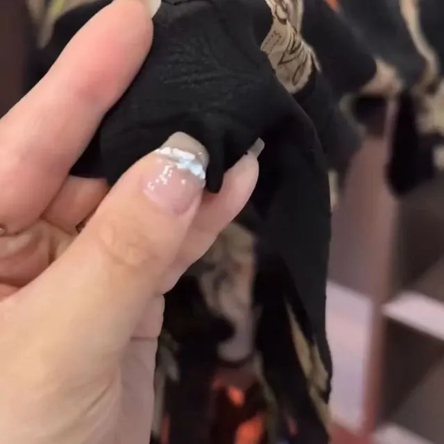 Black beach-style ice silk shirt