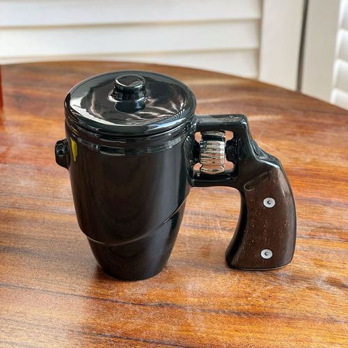 Creative Amazon Cross-Border Coffee Mug: Revolver-Style Ceramic Cup