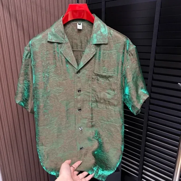 Men's green gradient velvet shirt