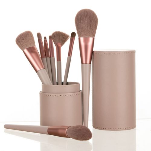 8-piece makeup brush set with storage case
