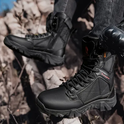 Anti smashing and anti stabbing sports safety shoes