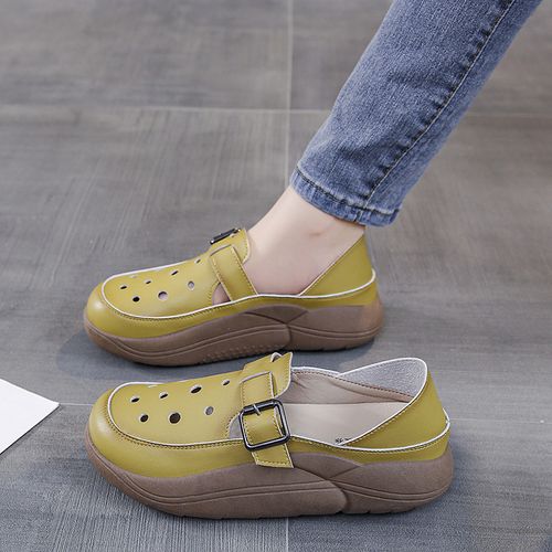 Retro and stylish hollow two-way hole shoes