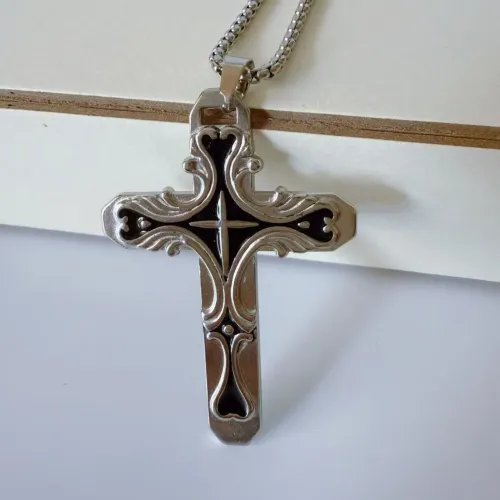 Stainless Steel Dual Color Cross Pendant Necklace Street Style Versatile Men's Fashionable Geometric Shape Sweater Chain Jewelry