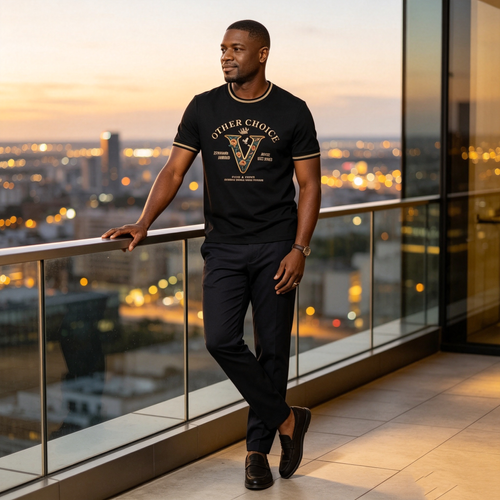 Black men's new T-shirt, lightweight, breathable, and suitable for business casual wear.