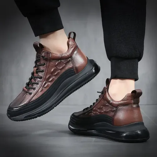 Men Soft Cushion Sneakers Minimalist Daily Style Wear Resistant Bottom Breathable Leisure Shoes For Outdoor Walking Use