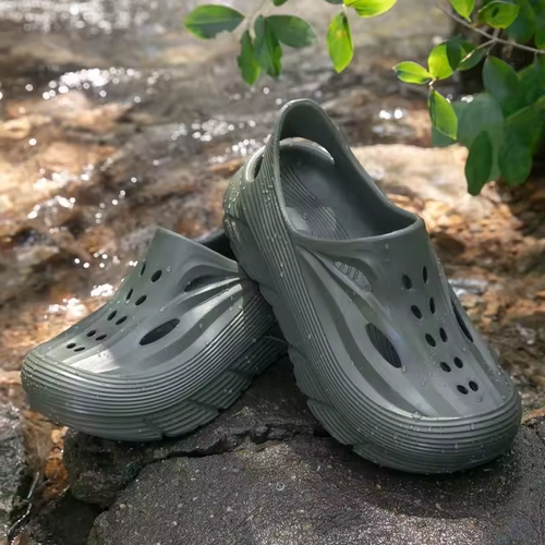 Mens Beach Sandals Sandalias Hombre Clogs Garden Shoes Outdoor Aqua Water Soft Comfortable Shoes