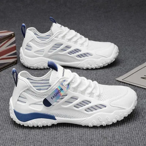 Breathable men's casual sports shoes