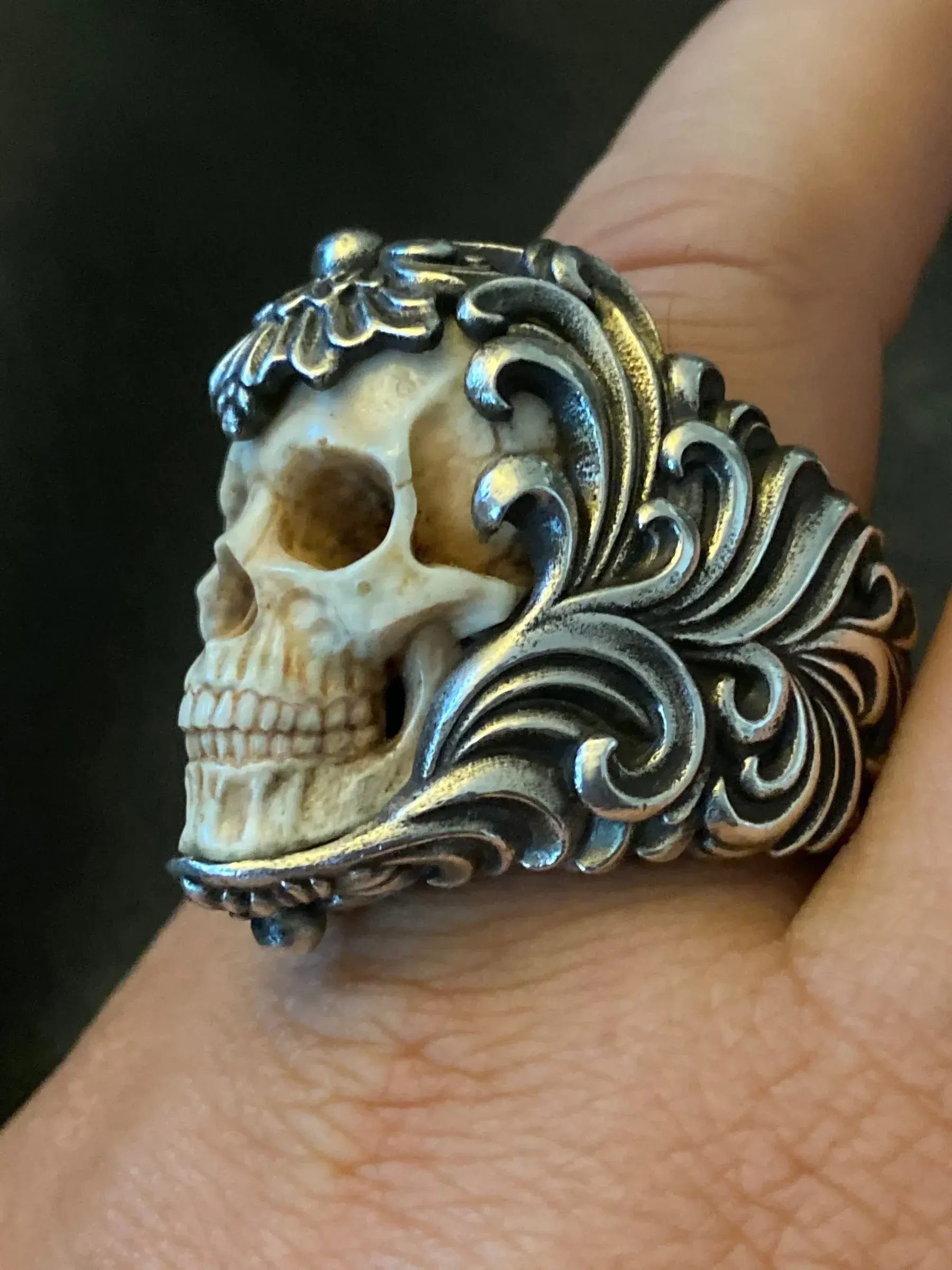 💀Adjustable opening Vintage Polish Floral Armor Antler Skull Ring
