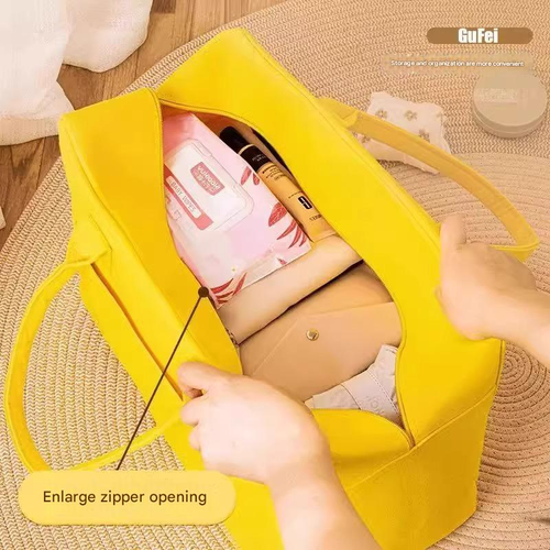 🎉🎉（Buy 1 Get 1 Free）Cute felt large capacity travel bag🐨