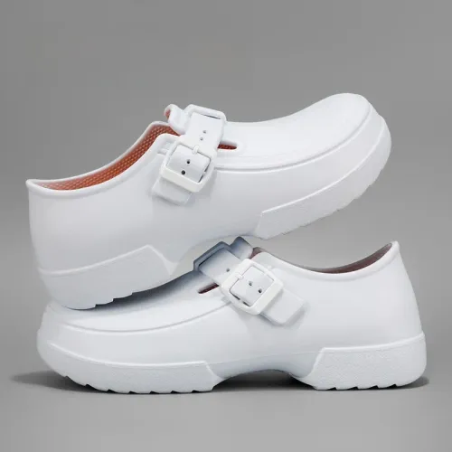 Lightweight Non-Slip Waterproof Kitchen Rain Boots Adjustable Comfortable Chef Shoes for Star Hotels Oil Resistant round Toe