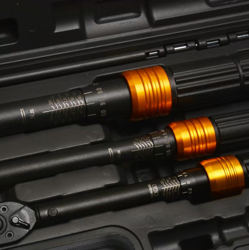 8-piece torque wrench, adjustable torque, with audible click when reaching the limit, preventing loosening or damaging parts. Includes multiple-sized wrenches + conversion heads, suitable for auto repair, home improvement and other scenarios, with anti-slip and durable design. Comes with a storage box for easy portability and convenient storage. Suitable for both professional workers and DIY enthusiasts, providing precise and efficient operation, eliminating the need to rely on intuition.