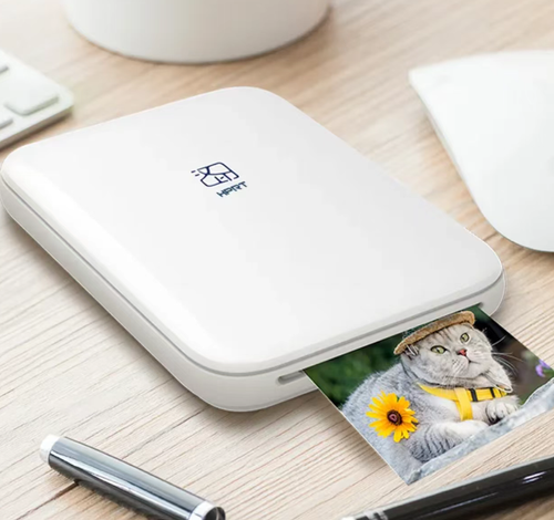 This AR color photo printer supports Bluetooth connection and is compatible with dual systems. It enables one-click printing of high-definition color photos. AR technology allows static photos to play dynamic videos, and backing paper can be freely pasted as desired. It is small and portable, ink-free and environmentally friendly, ensuring that every touching moment can be preserved for a long time.